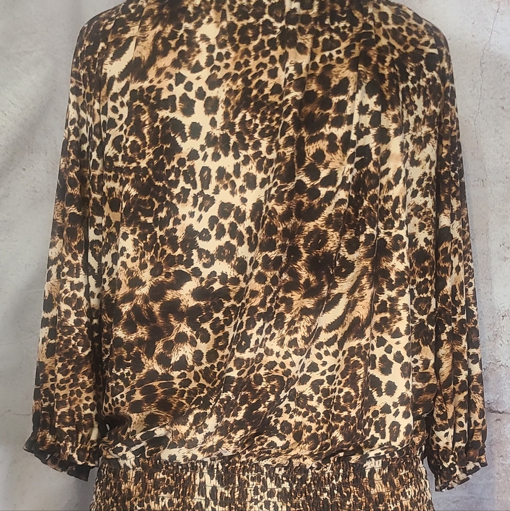 Leopard Print On or Off Shoulder Top Stretch Smocked Hem 18/20W 2X - Picture 3 of 7